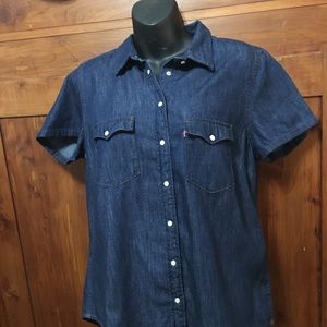 Levi’s Larissa short Sleeve Denim Shirt